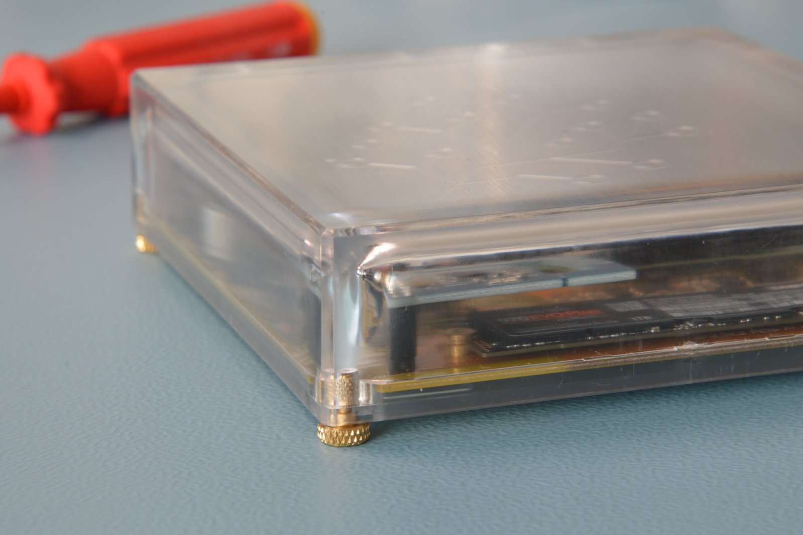 Aeotec Z-Pi 7 inside the Home Assitant Yellow case