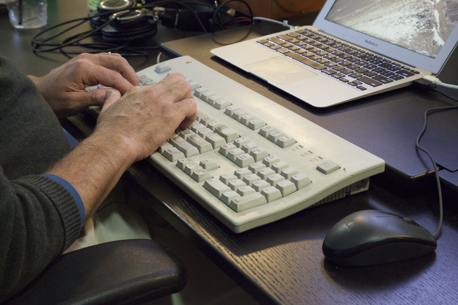 A hard-working Crowd Supply editor