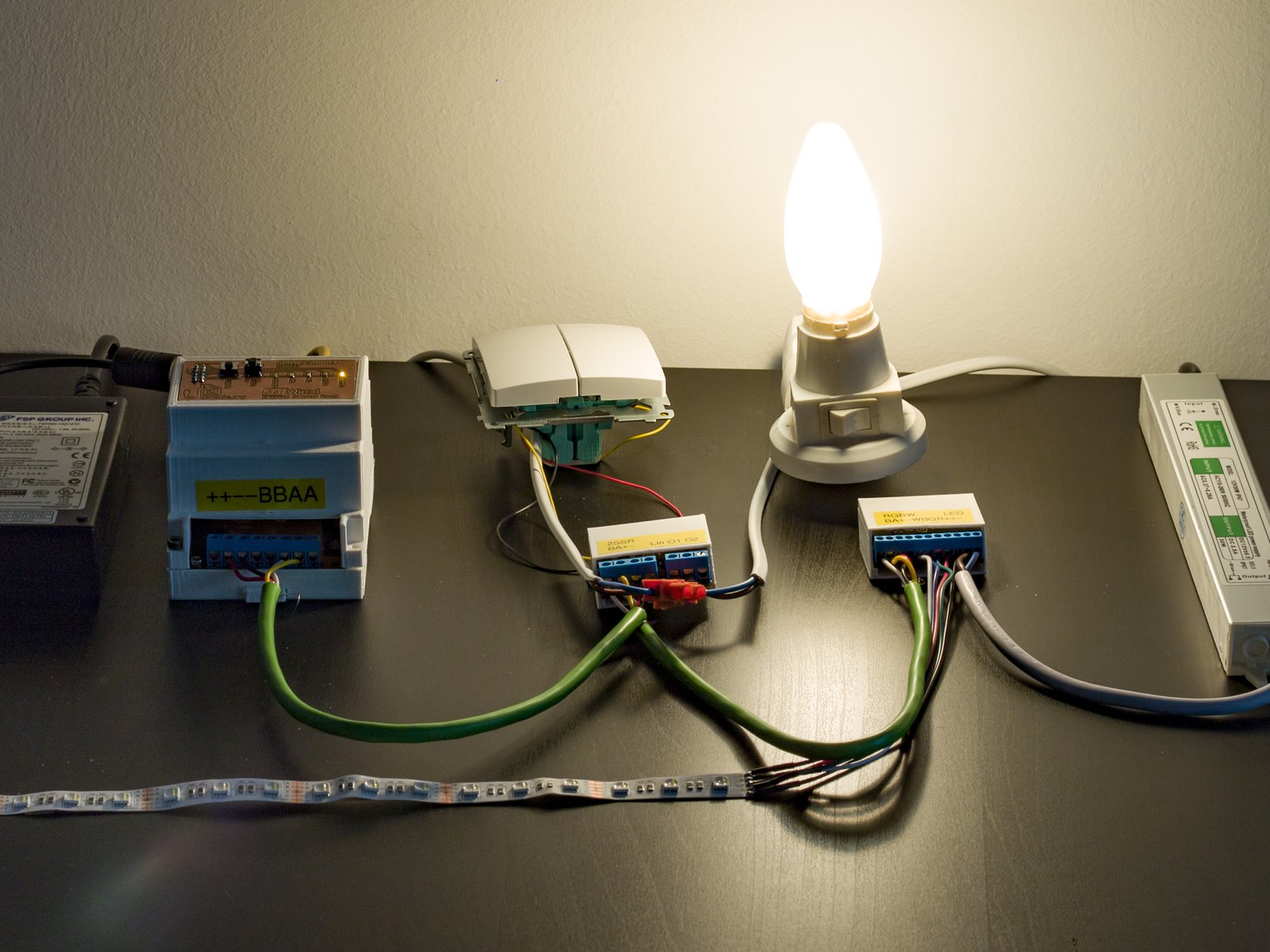 GetWired Controlling a Light Bulb