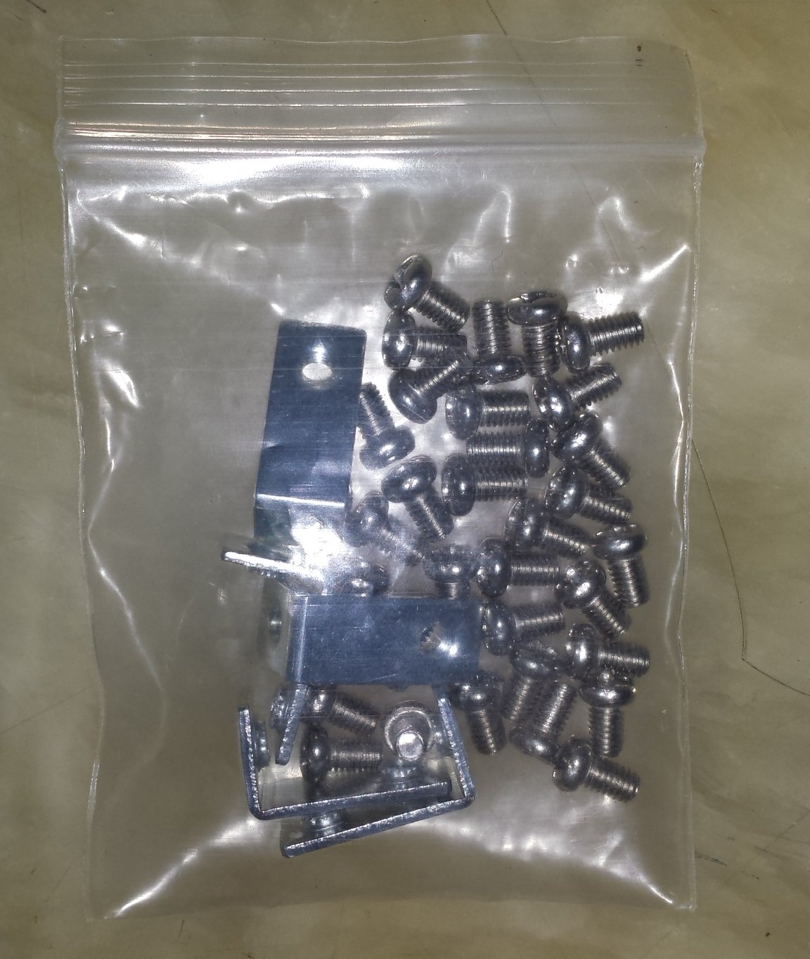 NiuBi PC1 screws and brackets
