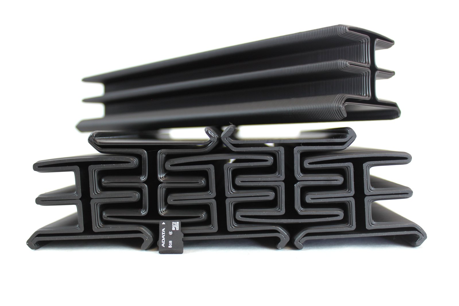 Microcluster printed parts.