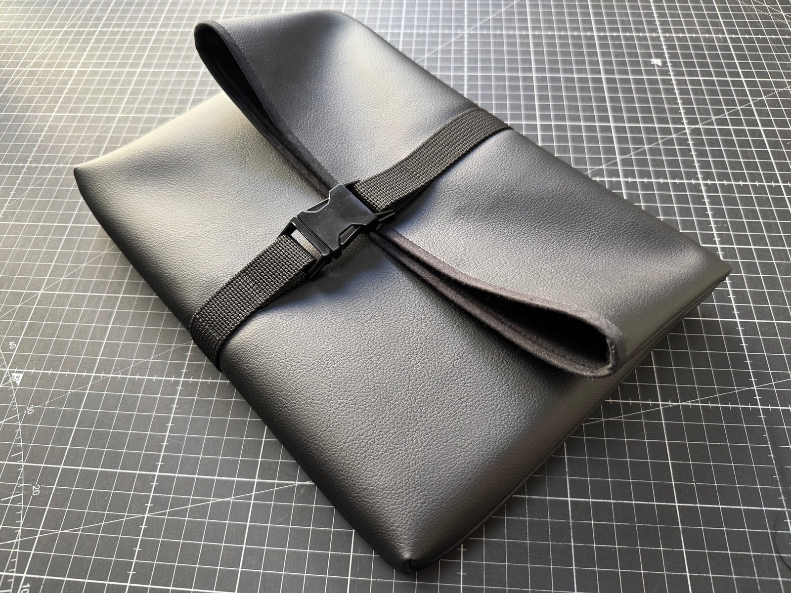 Prototype of the MNT Reform Next Sleeve made from Desserto vegan leather