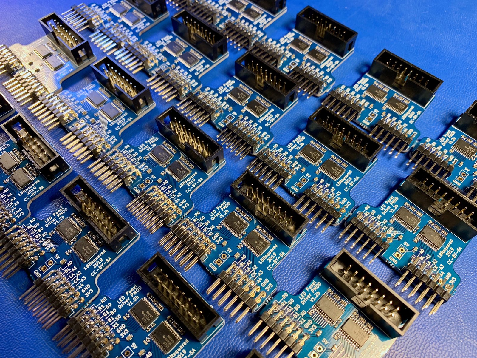 iCEBreaker FPGA image