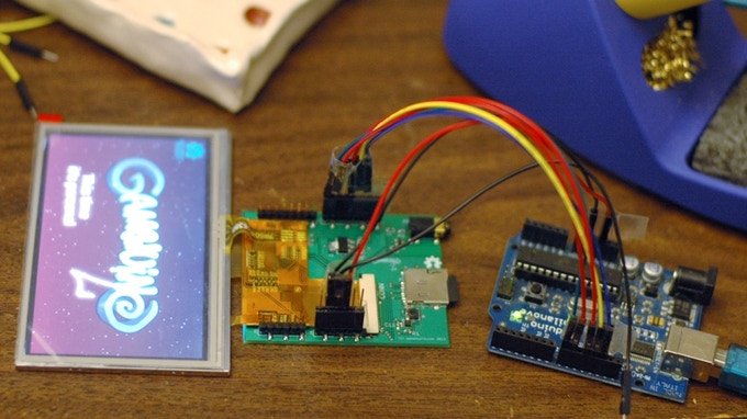 Gameduino hooked up to Arduino