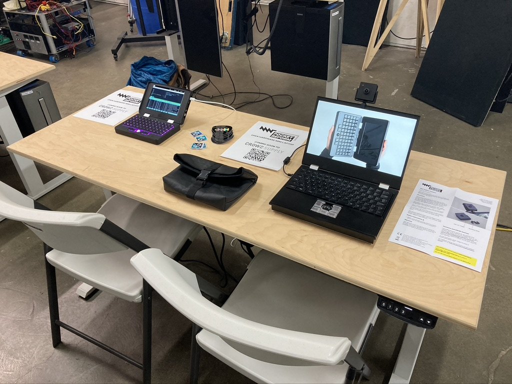 Showing off a Pocket Reform with the help of a Laptop Reform