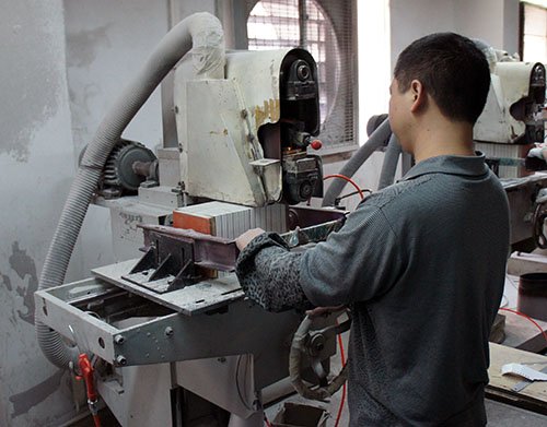 Beltsanding the edges