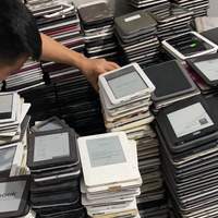 Ready-to-salvage Kindle e-book readers with displays 