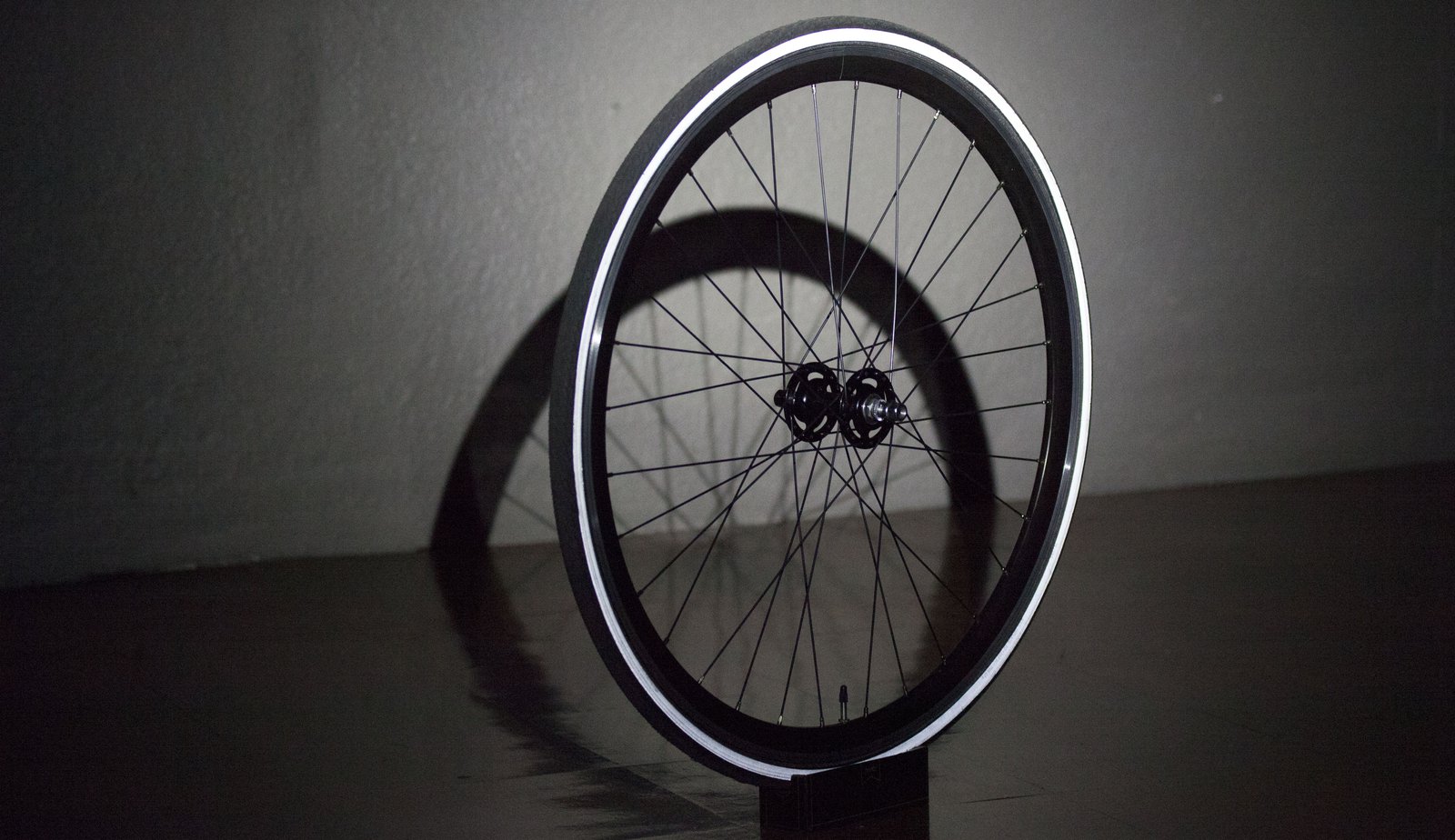 LIT - Ultra-reflective Bike Tire