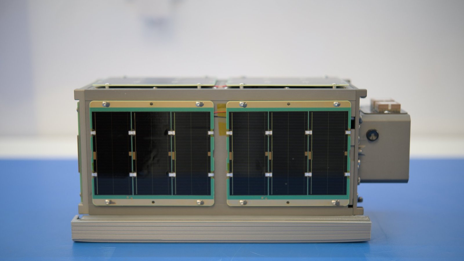 Good Ancestor Kilakila: An SDR Satellite
