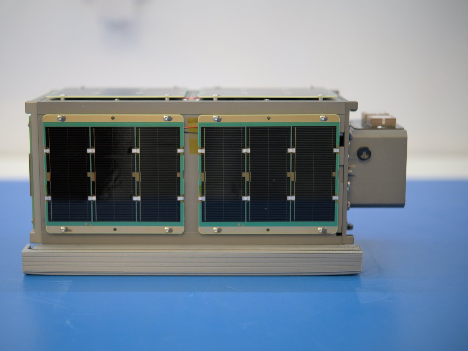 Good Ancestor Kilakila: An SDR Satellite