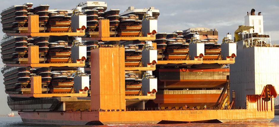 Shipping ship shipping shipping ships