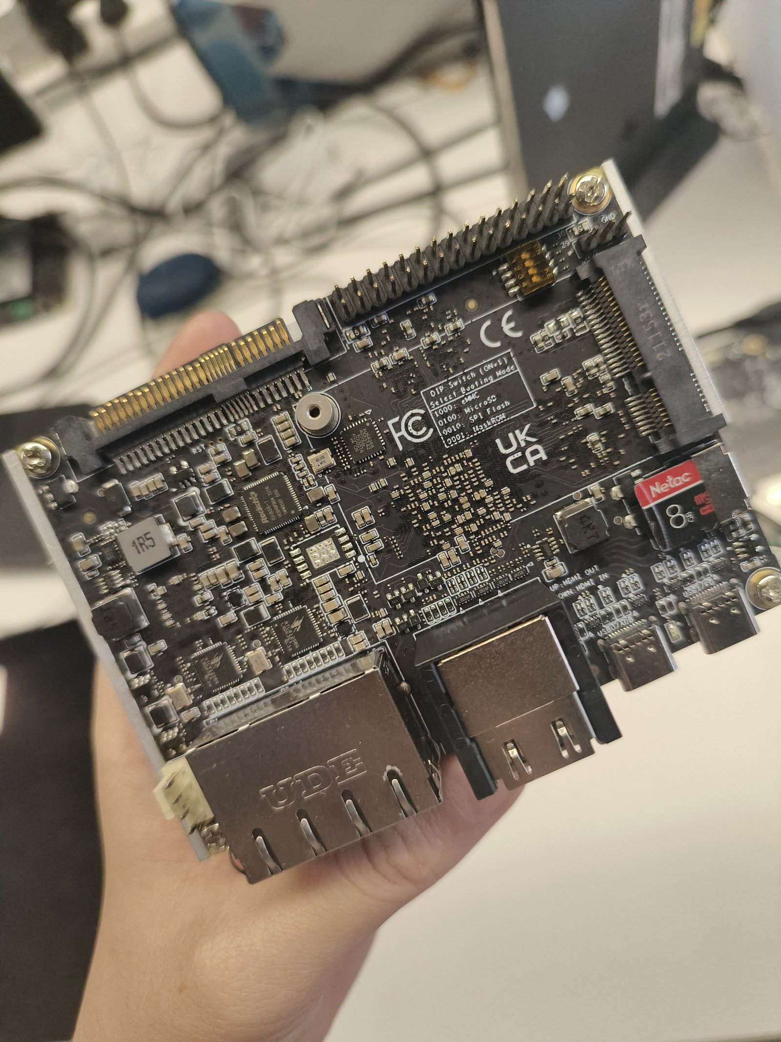 Mixtile Blade 3