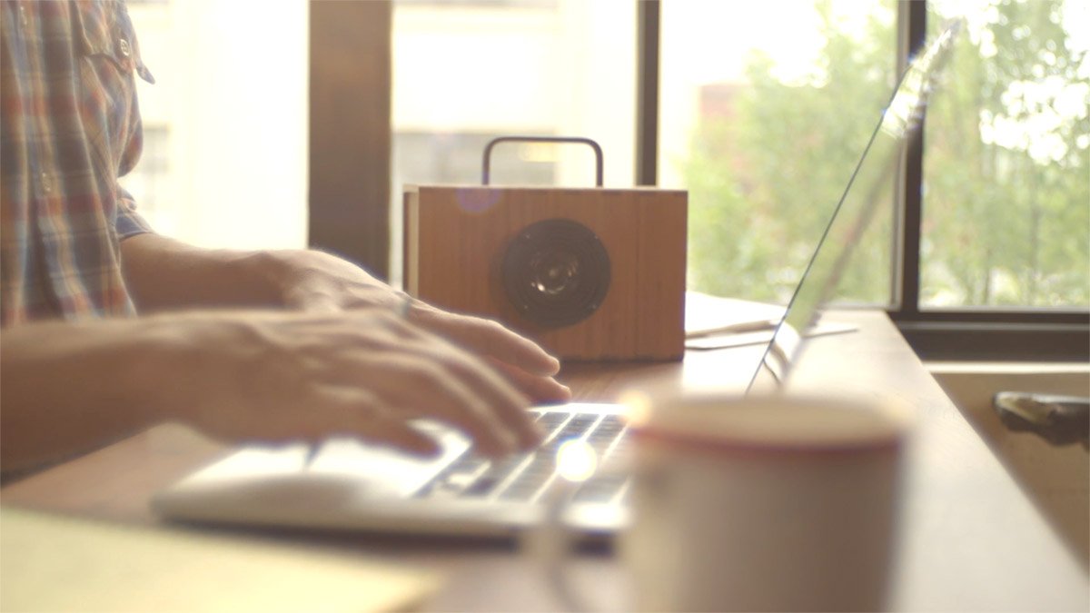 Blueshift Hydrogen Portable Speaker - Office